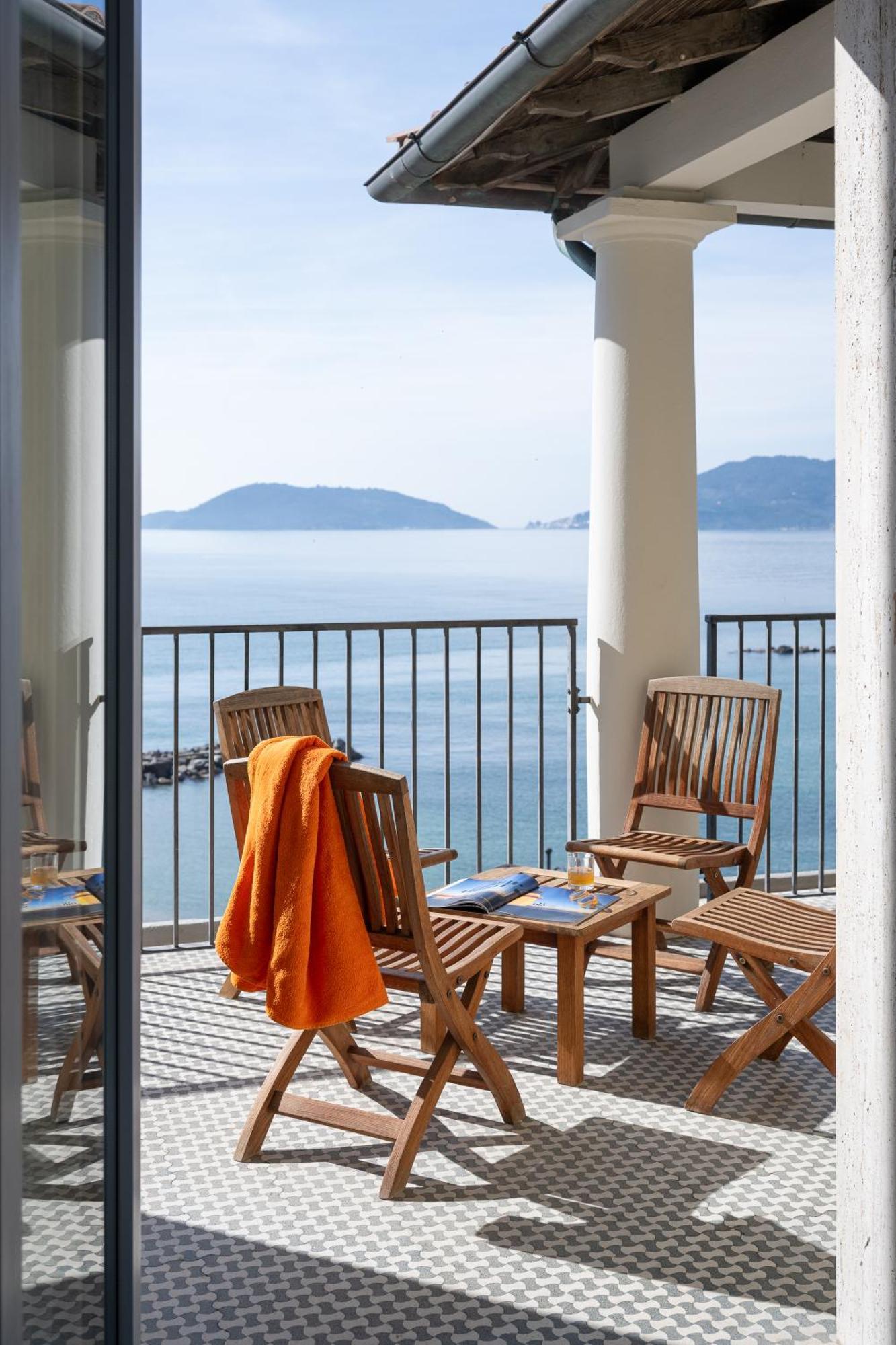Venere Azzurra Hotel 3*