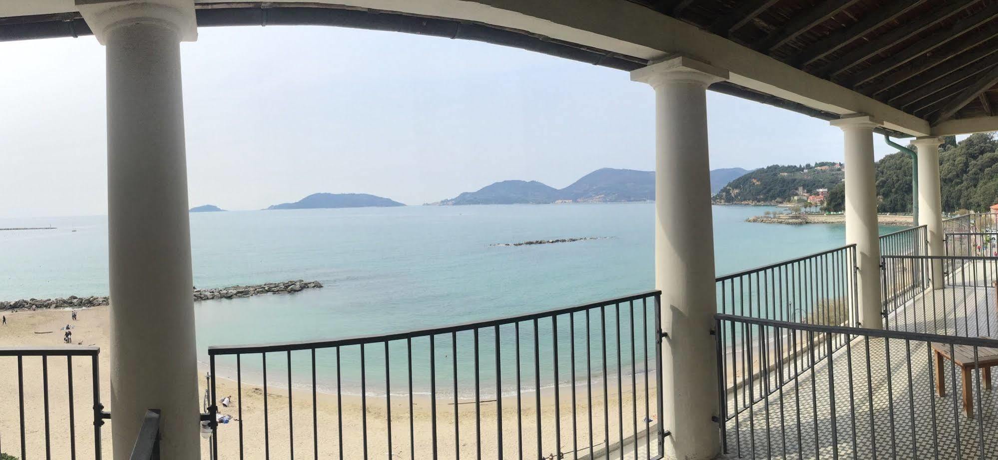 Venere Azzurra Hotel 3*