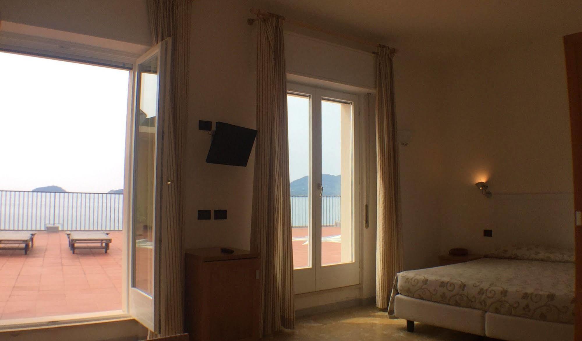Hotel Venere Azzurra 3*